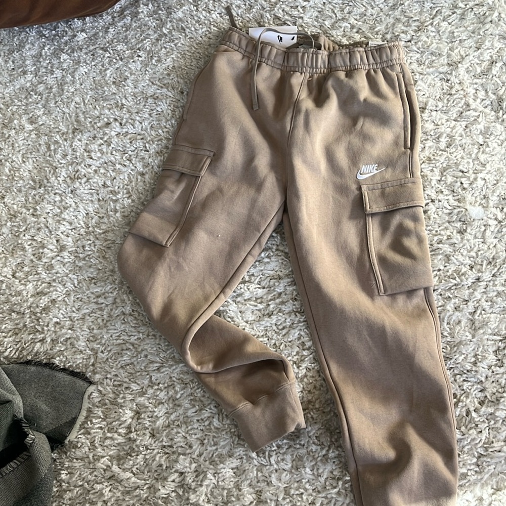 Joggers. Brand new